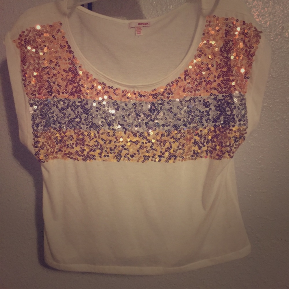 A bongo crop top, blouse